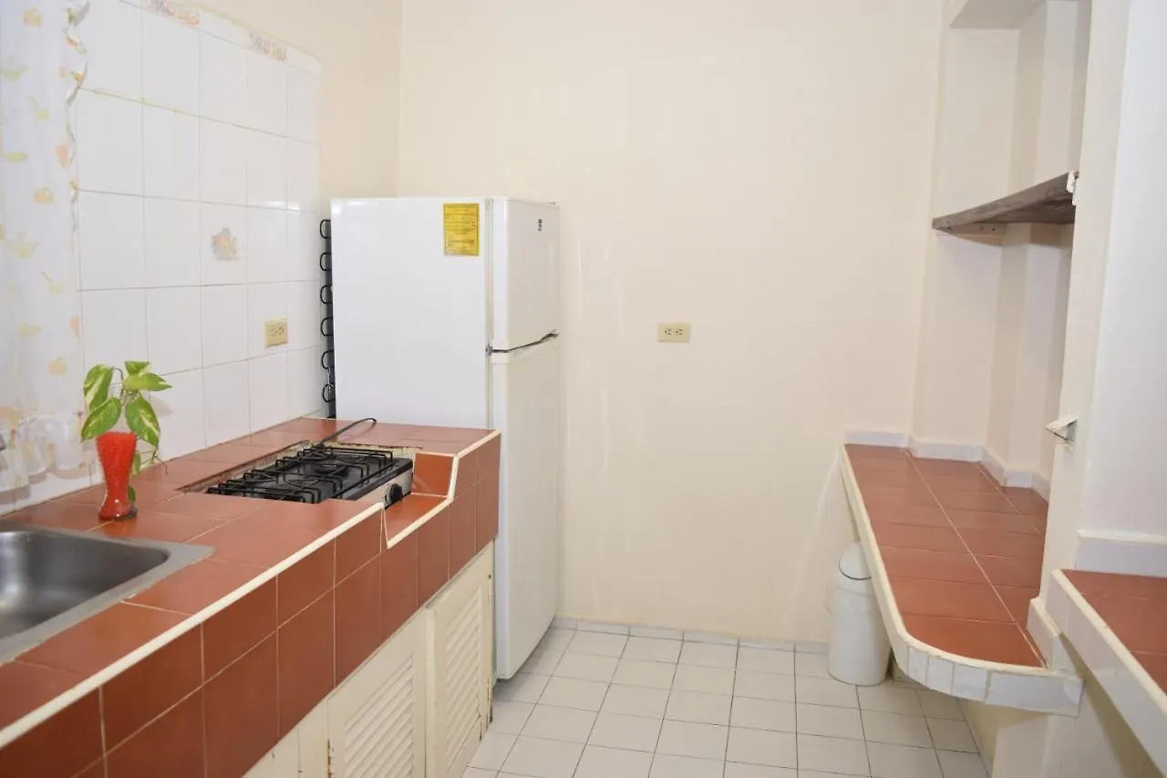 Hotel Suites Le Monde Канкун 2*,