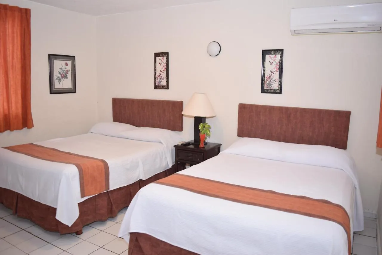 Hotel Suites Le Monde Cancún 2*,